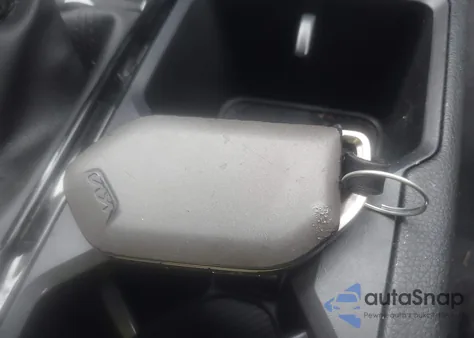 2025 Kia K5 Gt-Line из США, поврежденный, VIN KNAG64J71S5287447